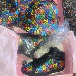 Gucci Psychedellic Sneakers And Bucket Hat